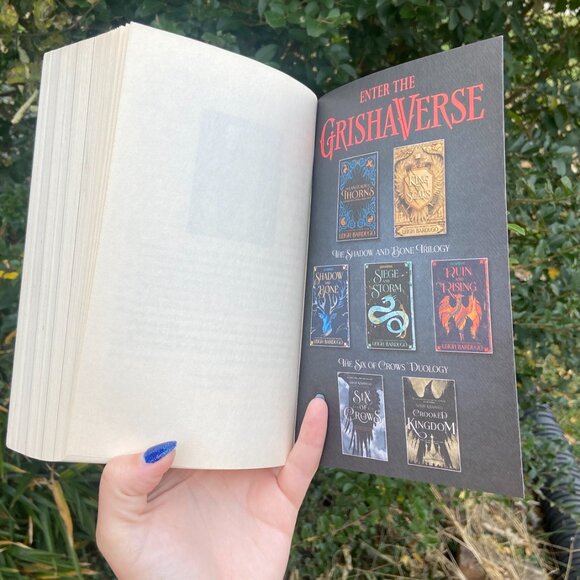 Six of crows by leigh Bardugo- Paper back - Picture 4 of 7